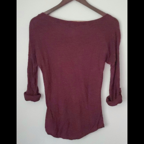 Express Convertible Sleeve Top - Picture 4 of 5